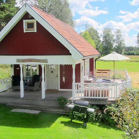 Rensmurs Hattstuga Sala Buitenkant foto